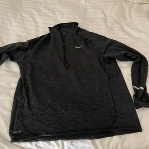 Nike therma-fit 1/4 zip running top